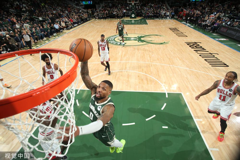 尽管他每 尽管他每